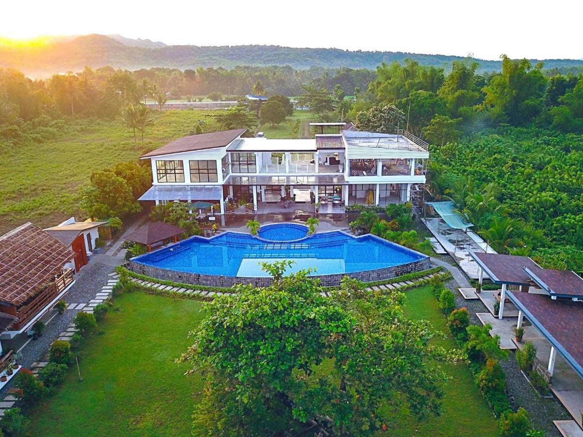 Vistapaloma Beach Resort Odiong ภายนอก รูปภาพ