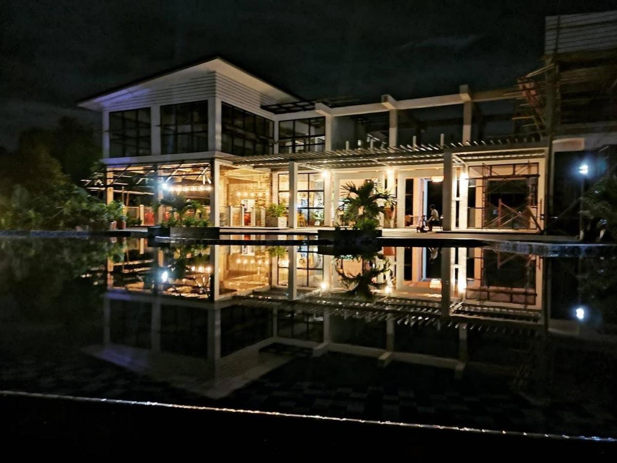 Vistapaloma Beach Resort Odiong ภายนอก รูปภาพ