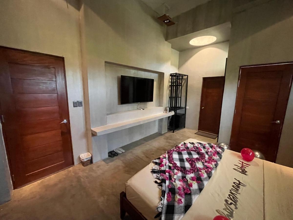 Vistapaloma Beach Resort Odiong ภายนอก รูปภาพ