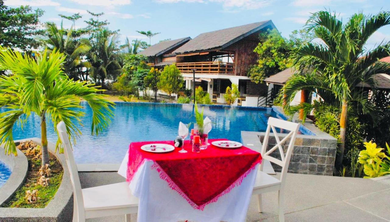 Vistapaloma Beach Resort Odiong ภายนอก รูปภาพ
